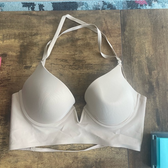 Low back deep v plunge bra - Picture 1 of 5